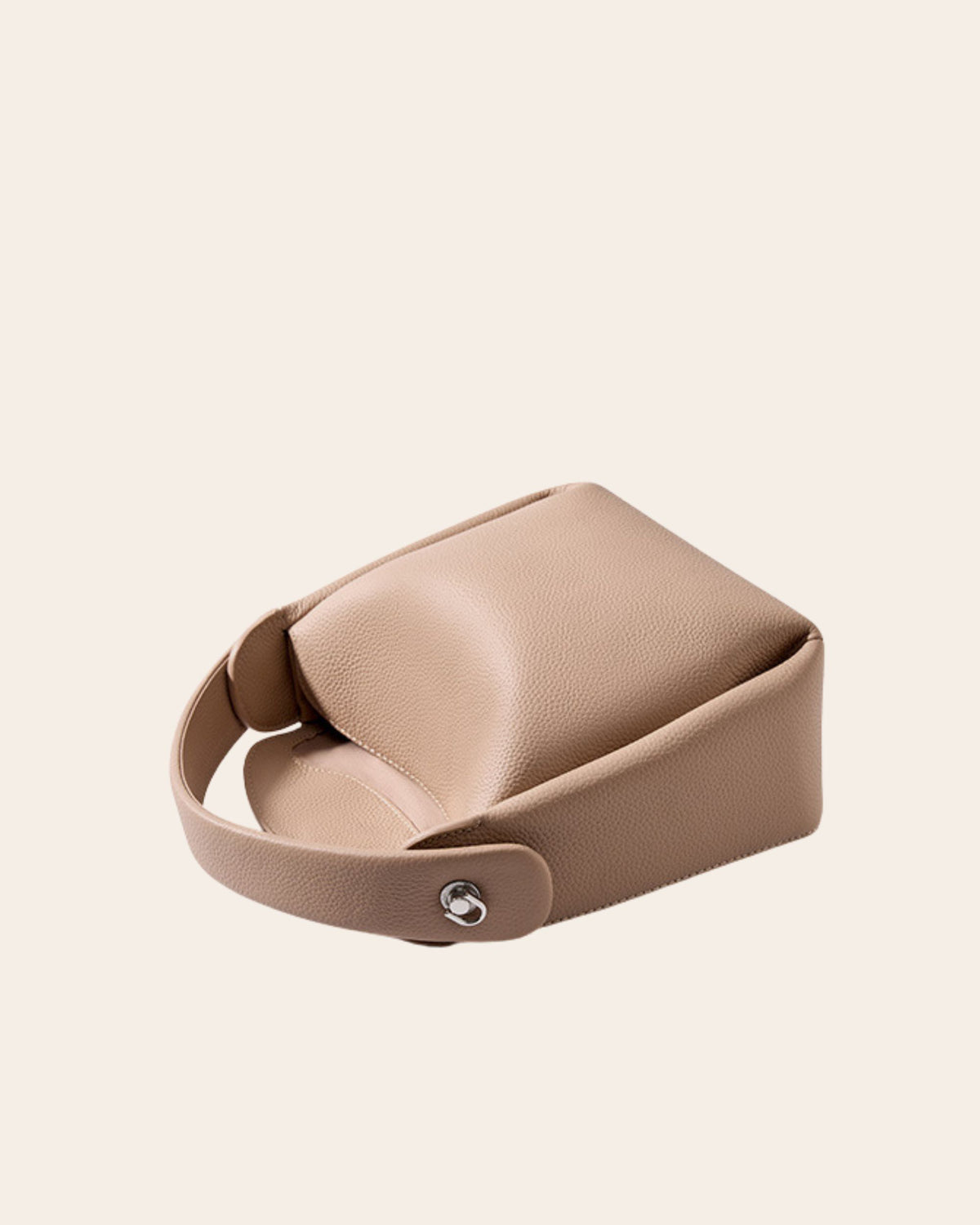 Embrace bag, on-body view 2