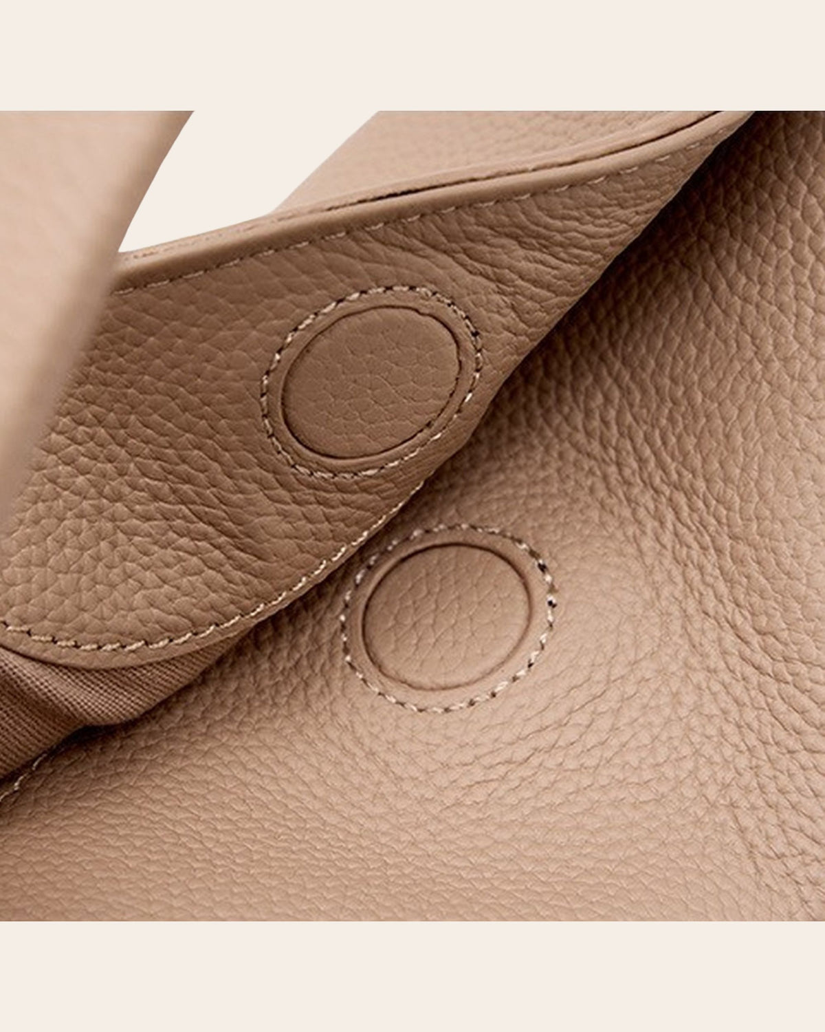Embrace bag, close-up detail