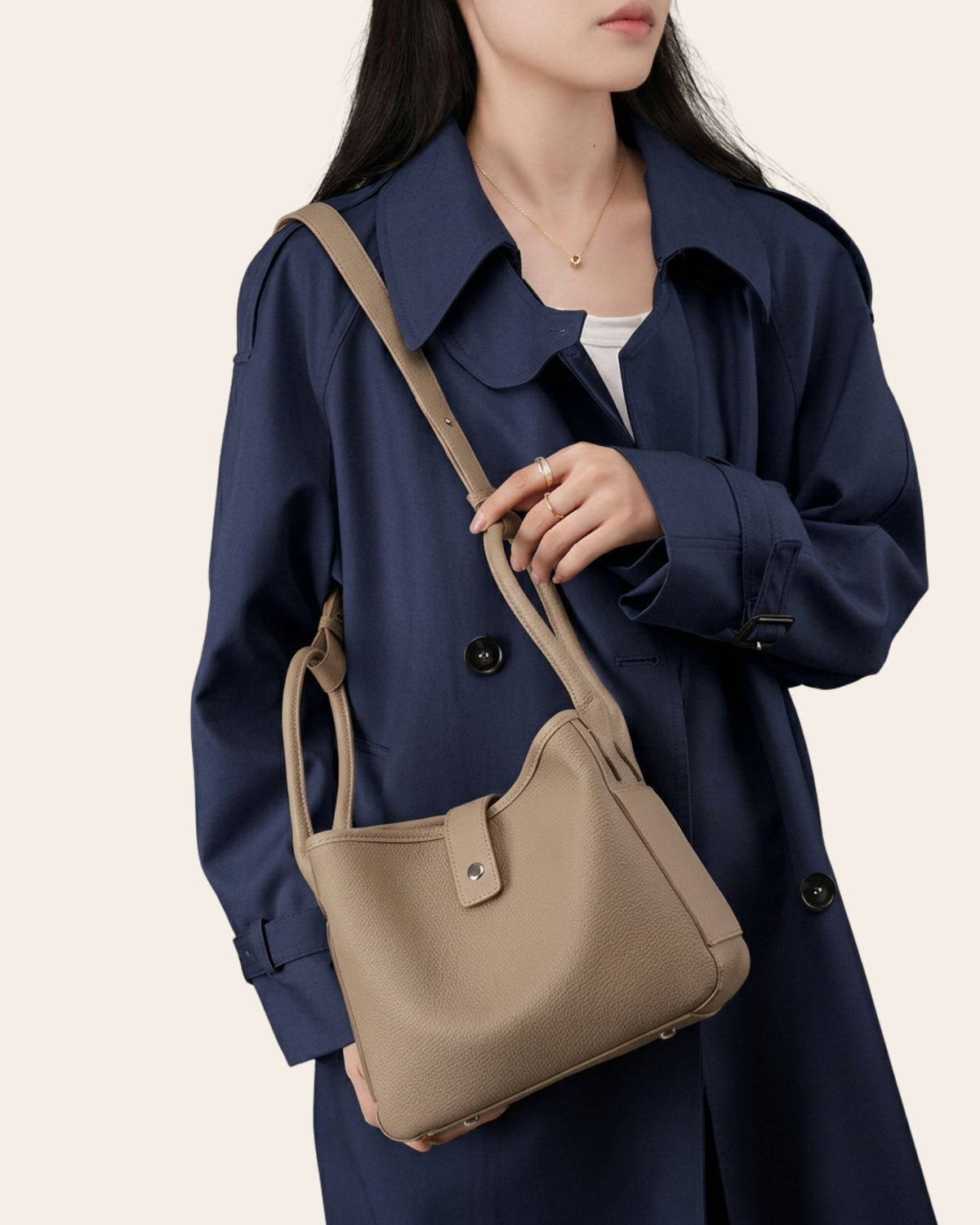 Haven bag, on-body view 2