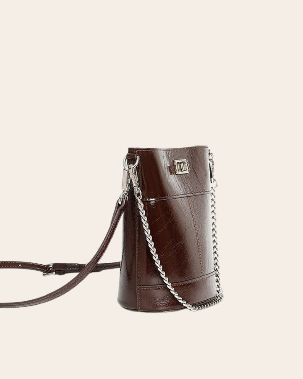 Kindred bag, on-body view 2
