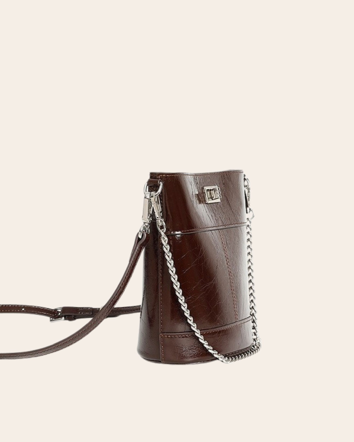 Kindred bag, on-body view 2