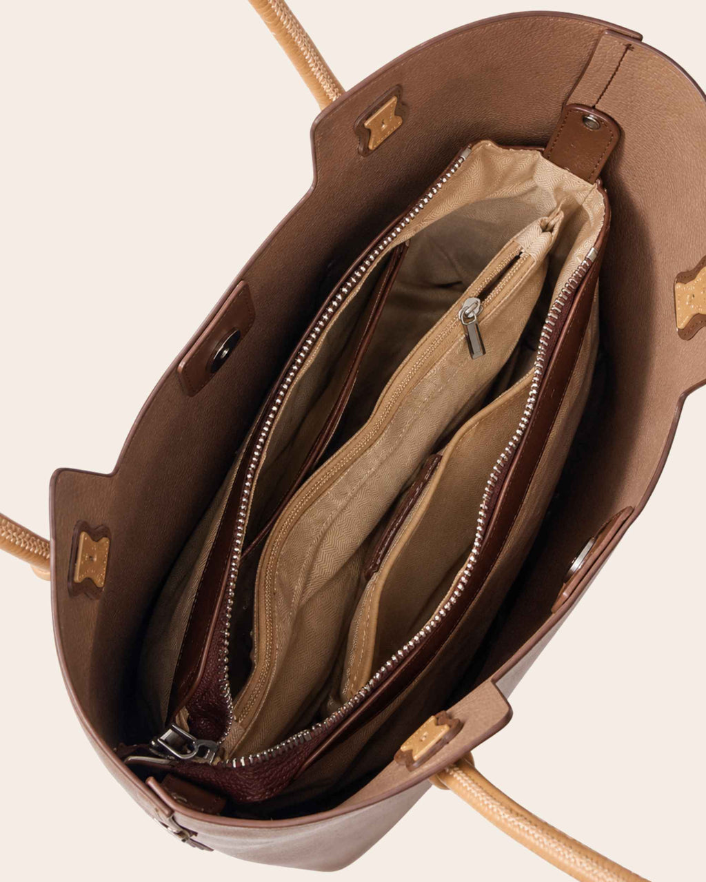 Nest bag, interior view